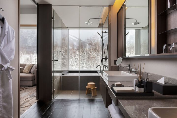Room 8 of 47