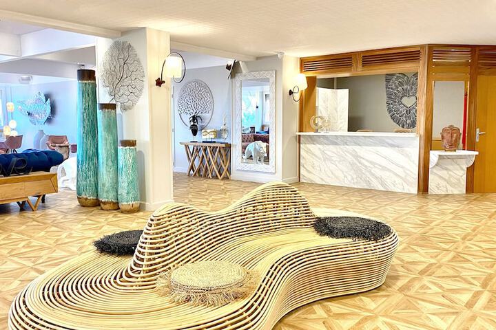 Hotel Interior 6 of 55