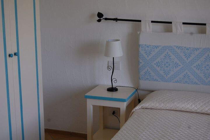 Room 64 of 100