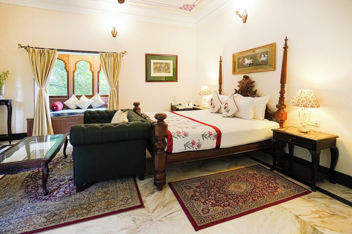 Room 48 of 112