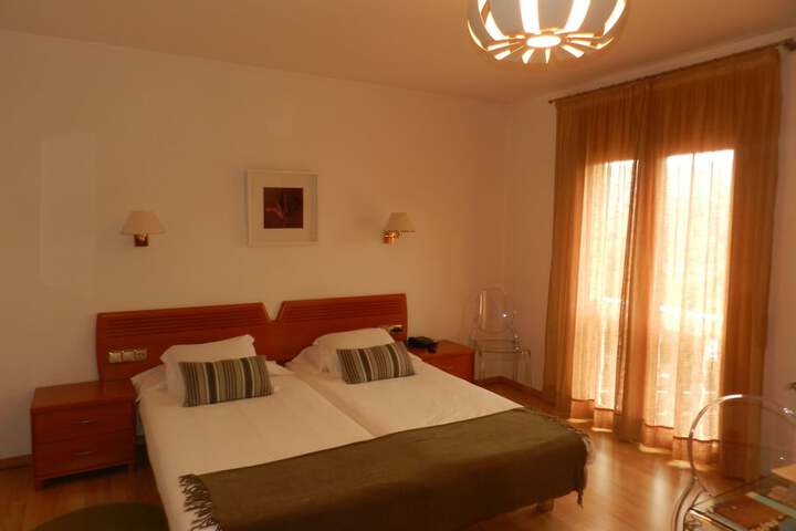 Room 8 of 46
