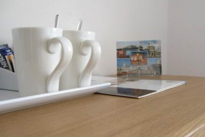 Room 17 of 80