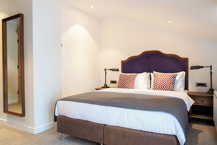 Room 45 of 116