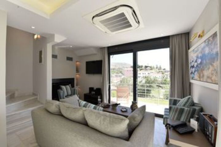Room 45 of 60