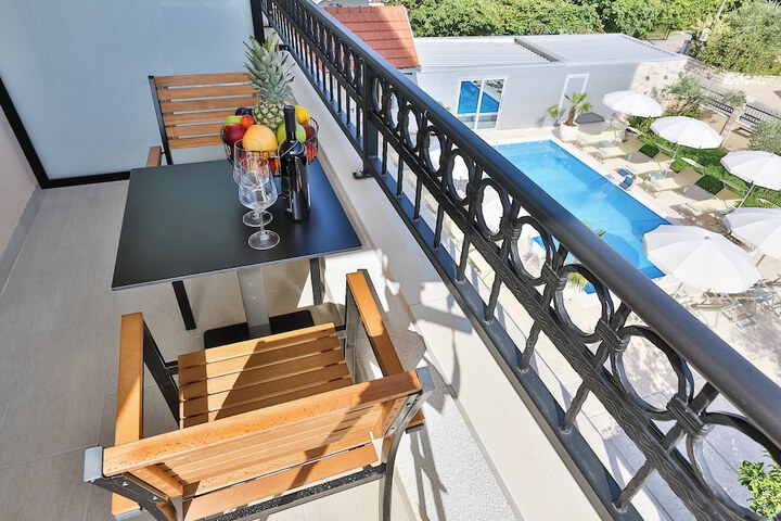 Terrace/Patio 29 of 52