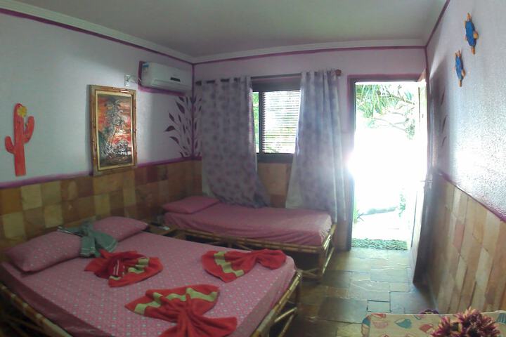 Room 30 of 122