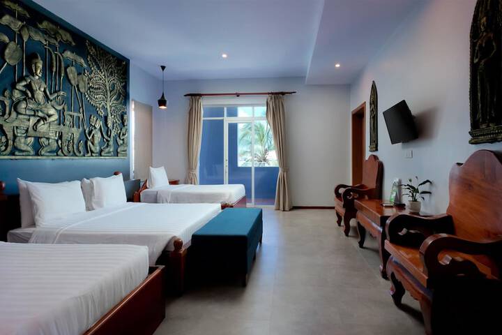 Room 30 of 151