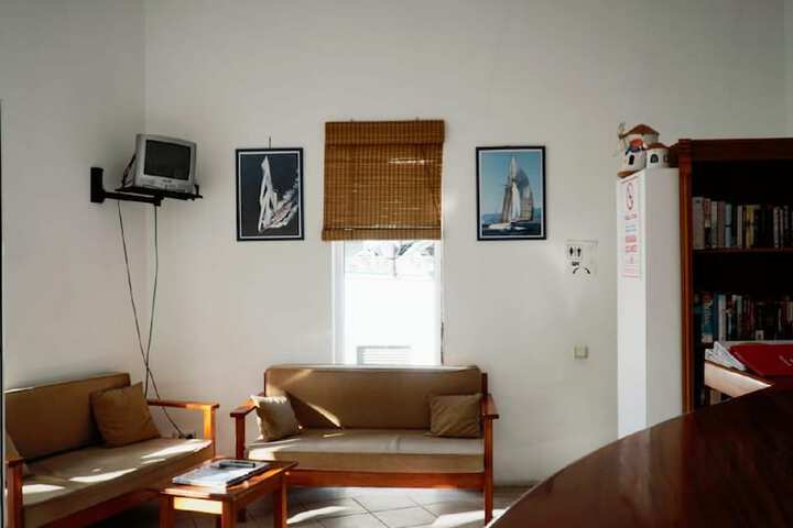 Hotel Interior 5 of 100