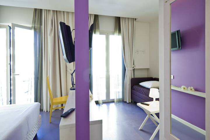 Room 37 of 75