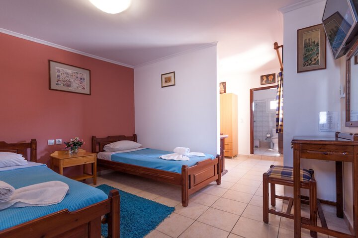 Room 16 of 81