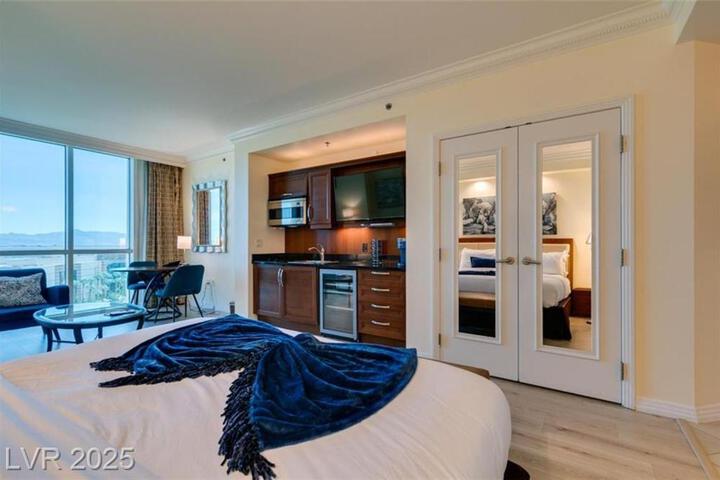 MGM Condo on the Strip No resort fees! in Las Vegas, CA