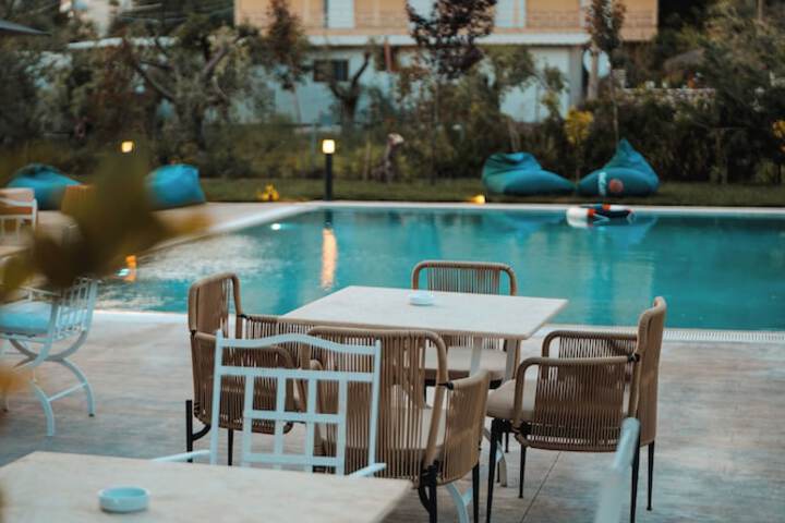 Pool 41 of 46