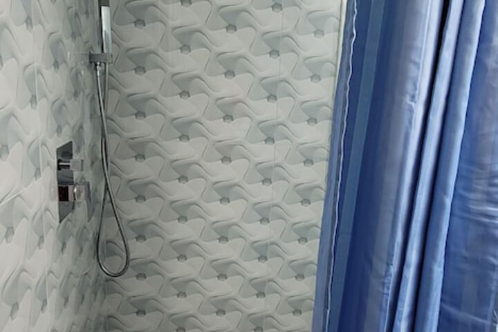 Room 45 of 68