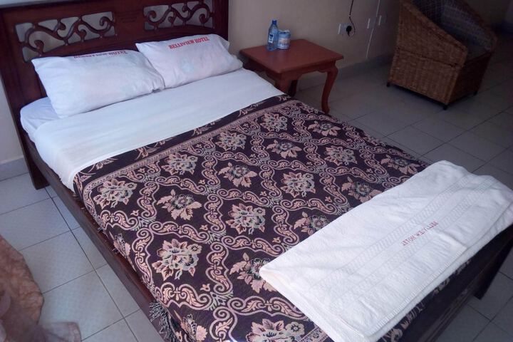 Room 6 of 20