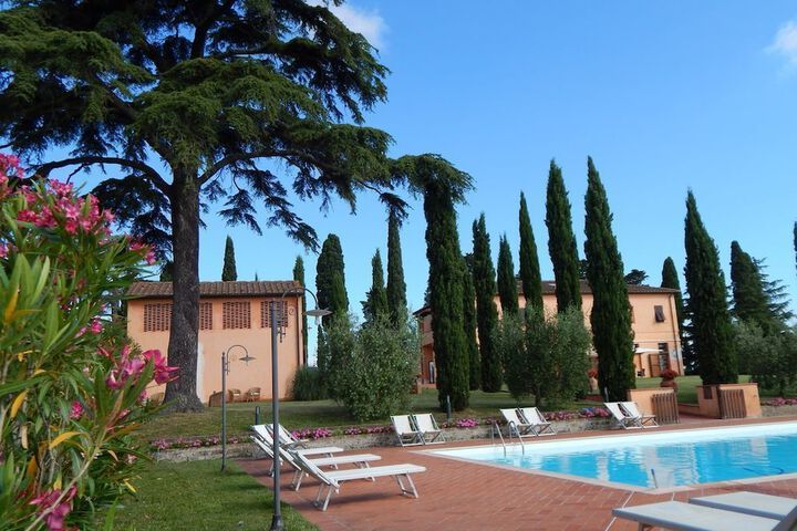 Pools & Facilities