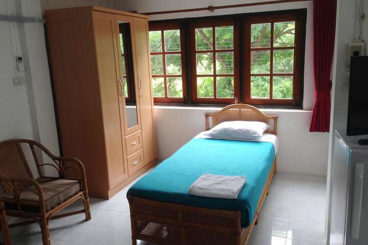Room 21 of 31