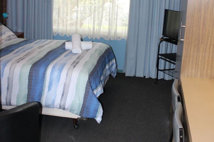 Room 10 of 39