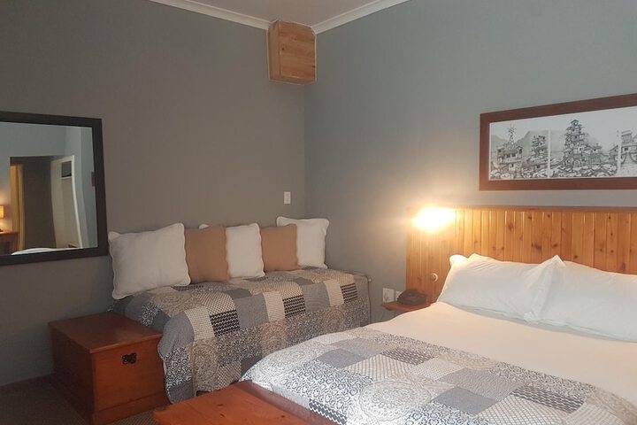 Room 8 of 63