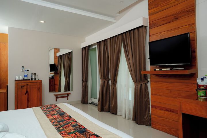 Room 11 of 39