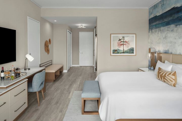 Room 19 of 76
