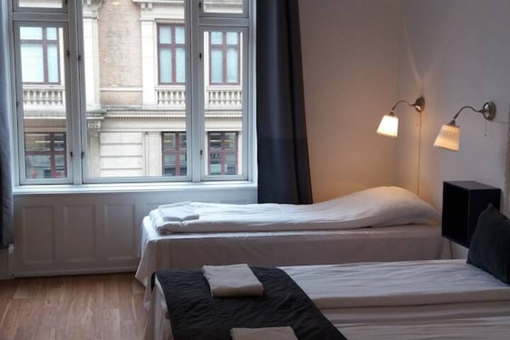 Room 6 of 56