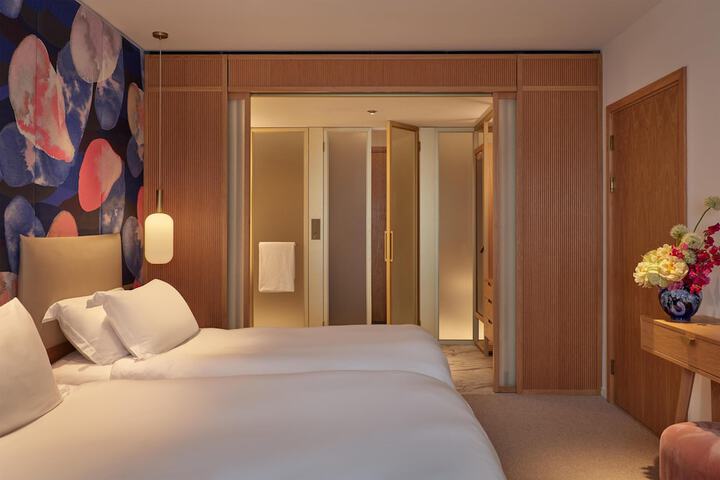 Room 36 of 78