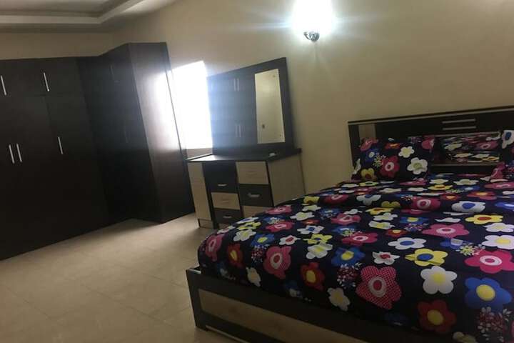 Room 7 of 25