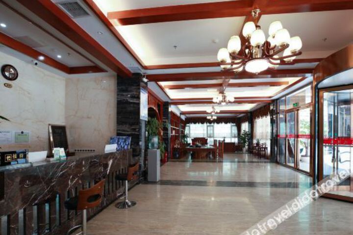 Hotel Interior 15 of 38