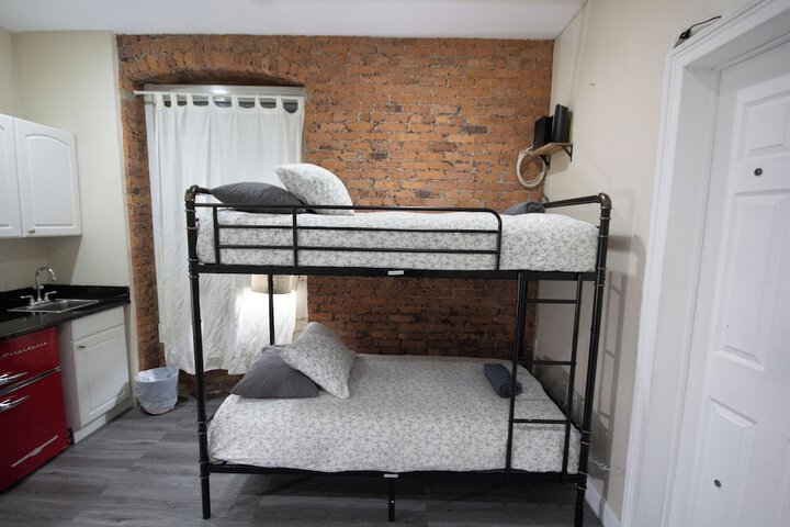 Room 71 of 125