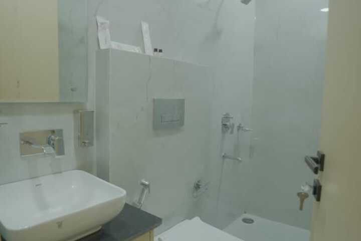 Room 36 of 61