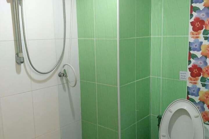 Room 12 of 14