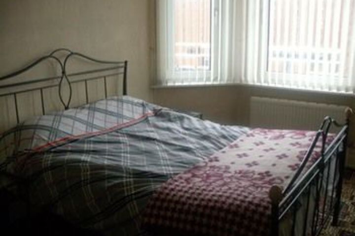 Room 8 of 29