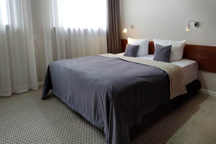 Room 8 of 74