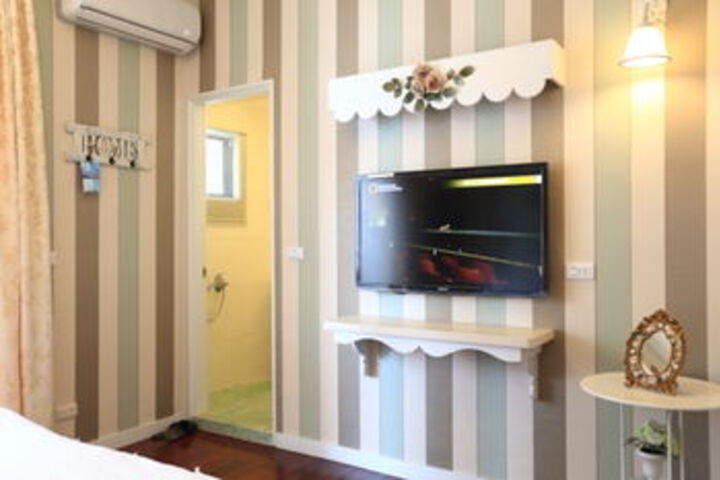 Room 32 of 44