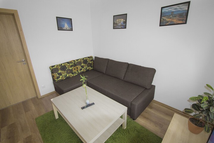 Room 14 of 21