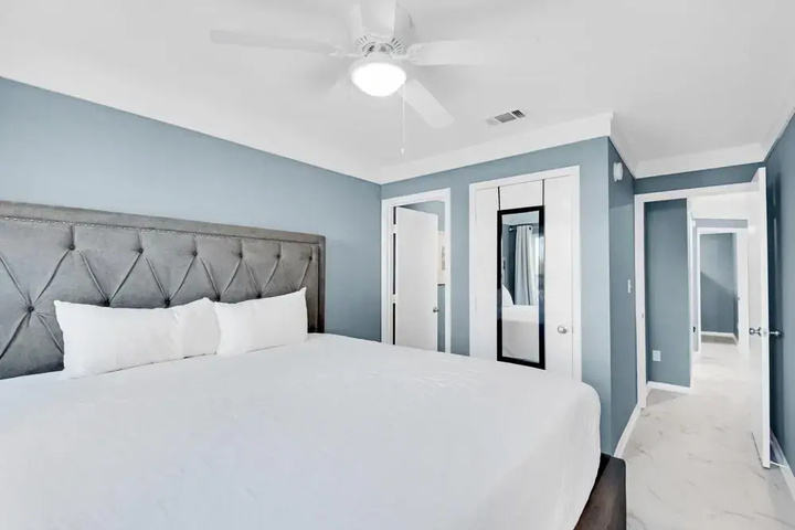 Room 3 of 19