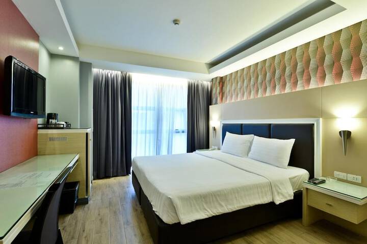 Room 20 of 35