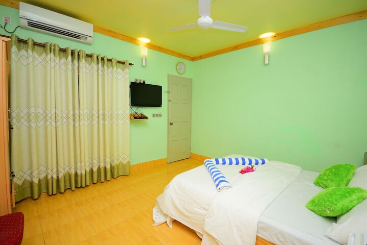 Room 5 of 57