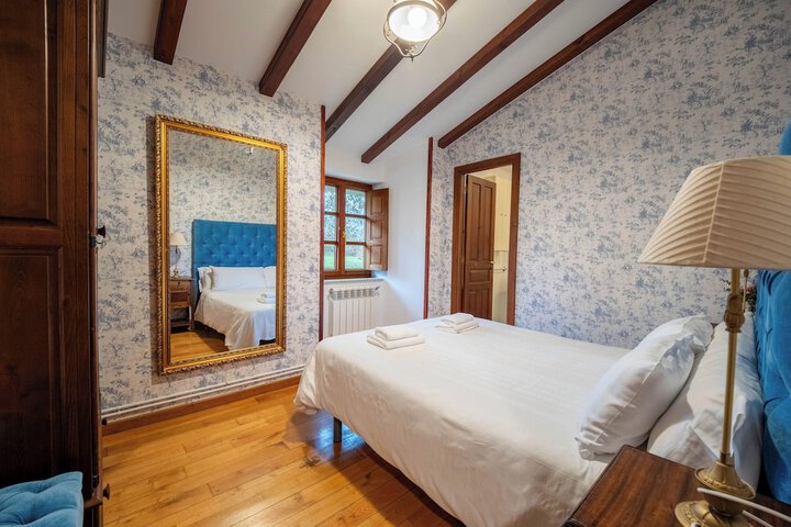 Room 10 of 75