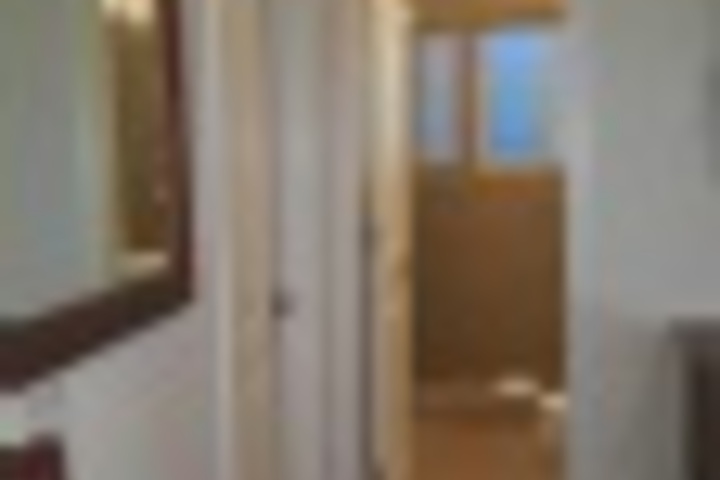 Room 422 of 695
