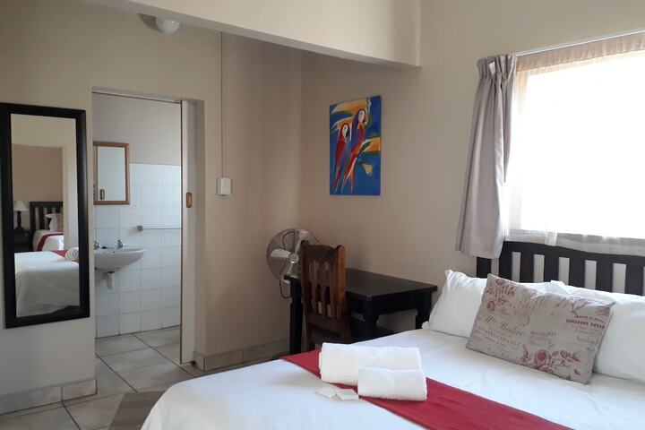 Room 13 of 61