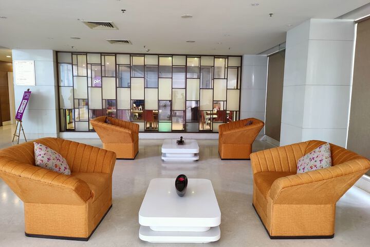 Lobby Photos
