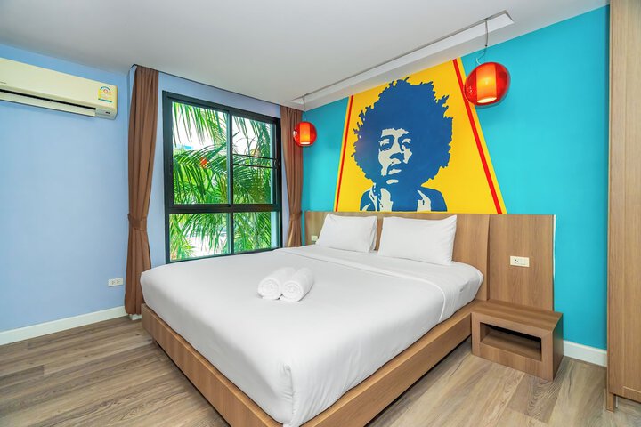 Room 8 of 71