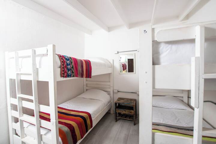 Room 34 of 37