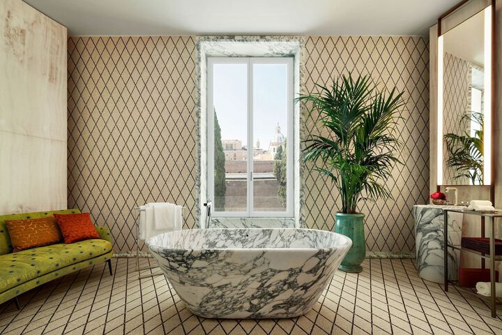 Room 35 of 60