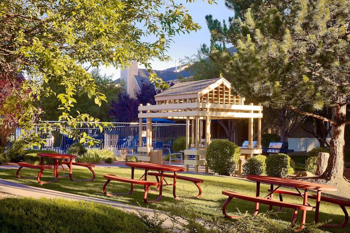 BBQ/picnic area