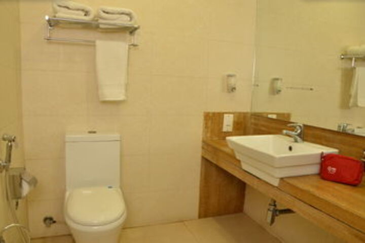 Room 5 of 22