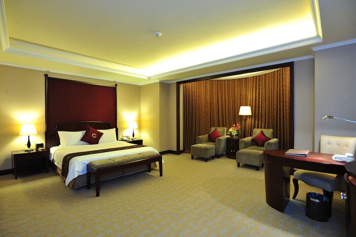 Room 5 of 53