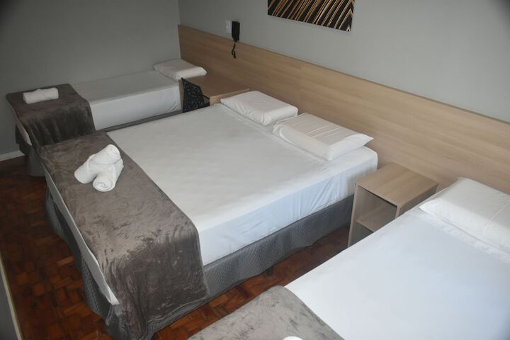 Room 12 of 31
