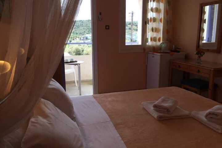 Room 15 of 39